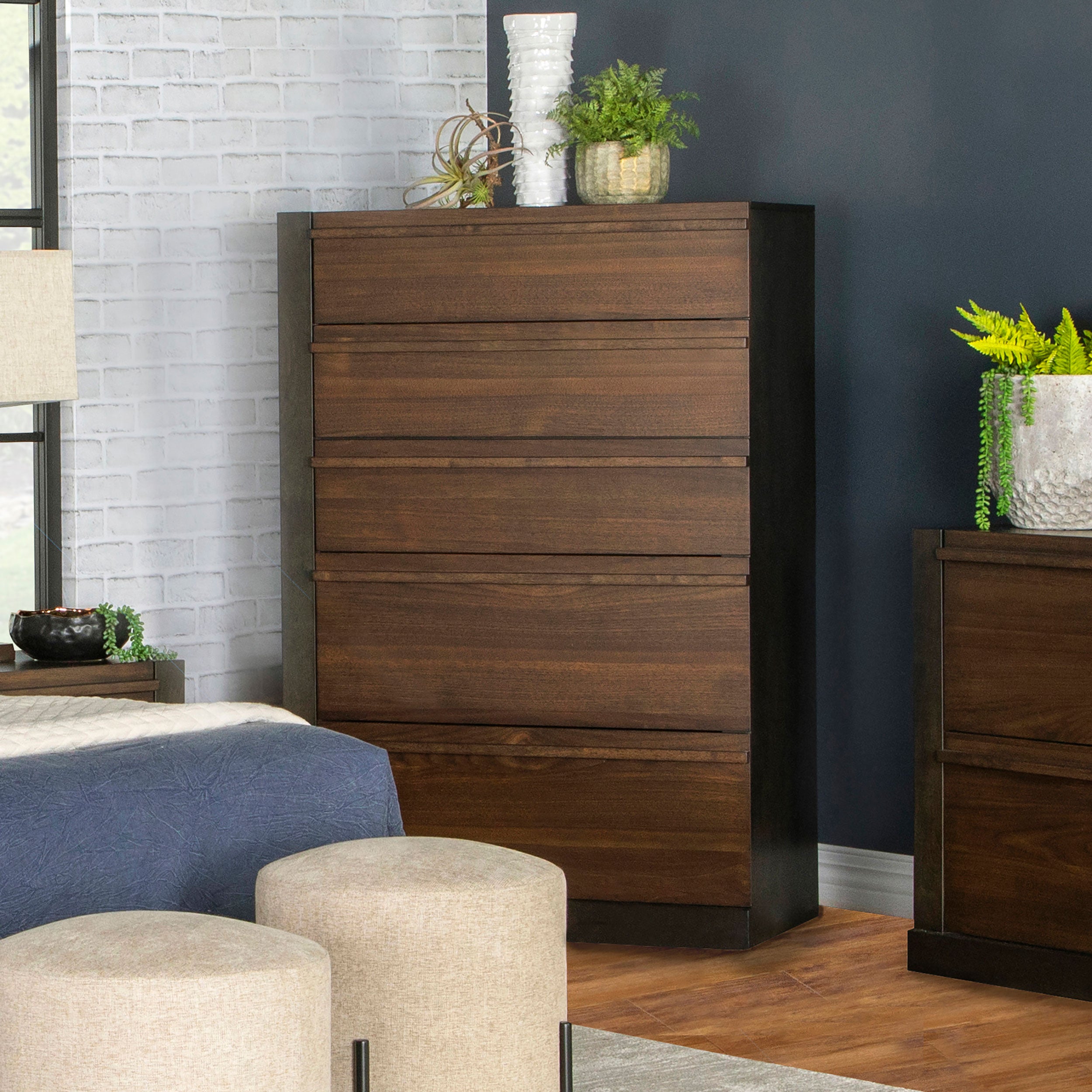 Azalia 5-drawer Chest Black and Walnut image