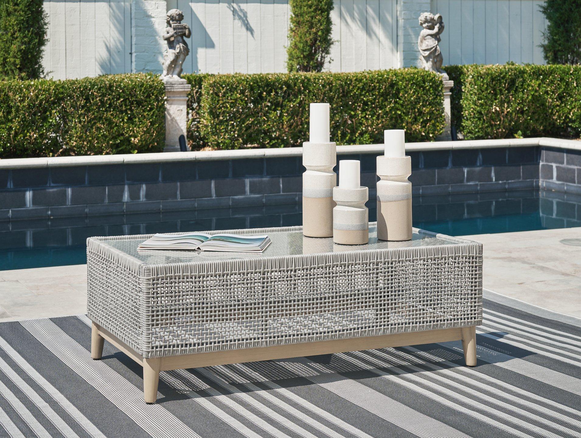 Seton Creek Outdoor Upholstery Set