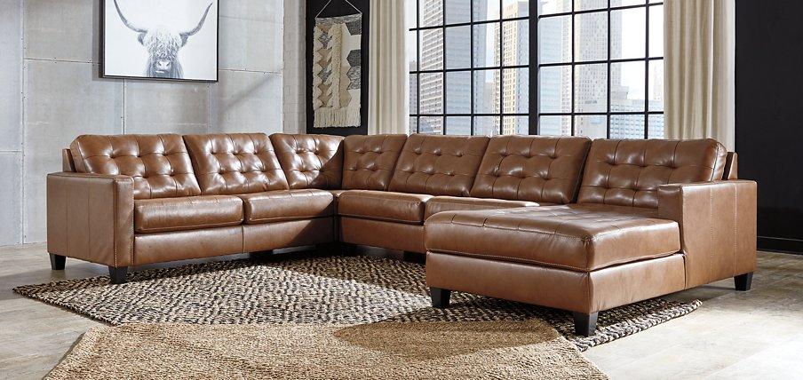 Baskove Sectional with Chaise