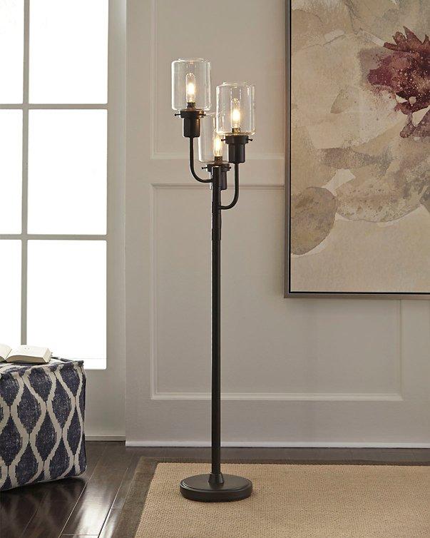 Jaak Floor Lamp